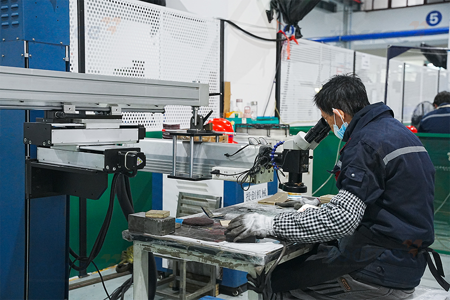 Thanh trượt bằng đồng thiếc là gì và tại sao nó tồn tại lâu như vậy dưới tải nặng?